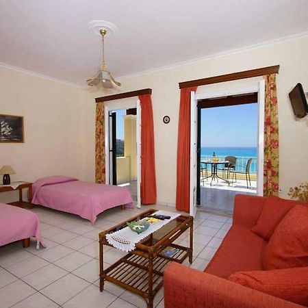 Natalia Apartment B With Panoramic Sea Views Of Agios Gordios Bay Eksteriør bilde