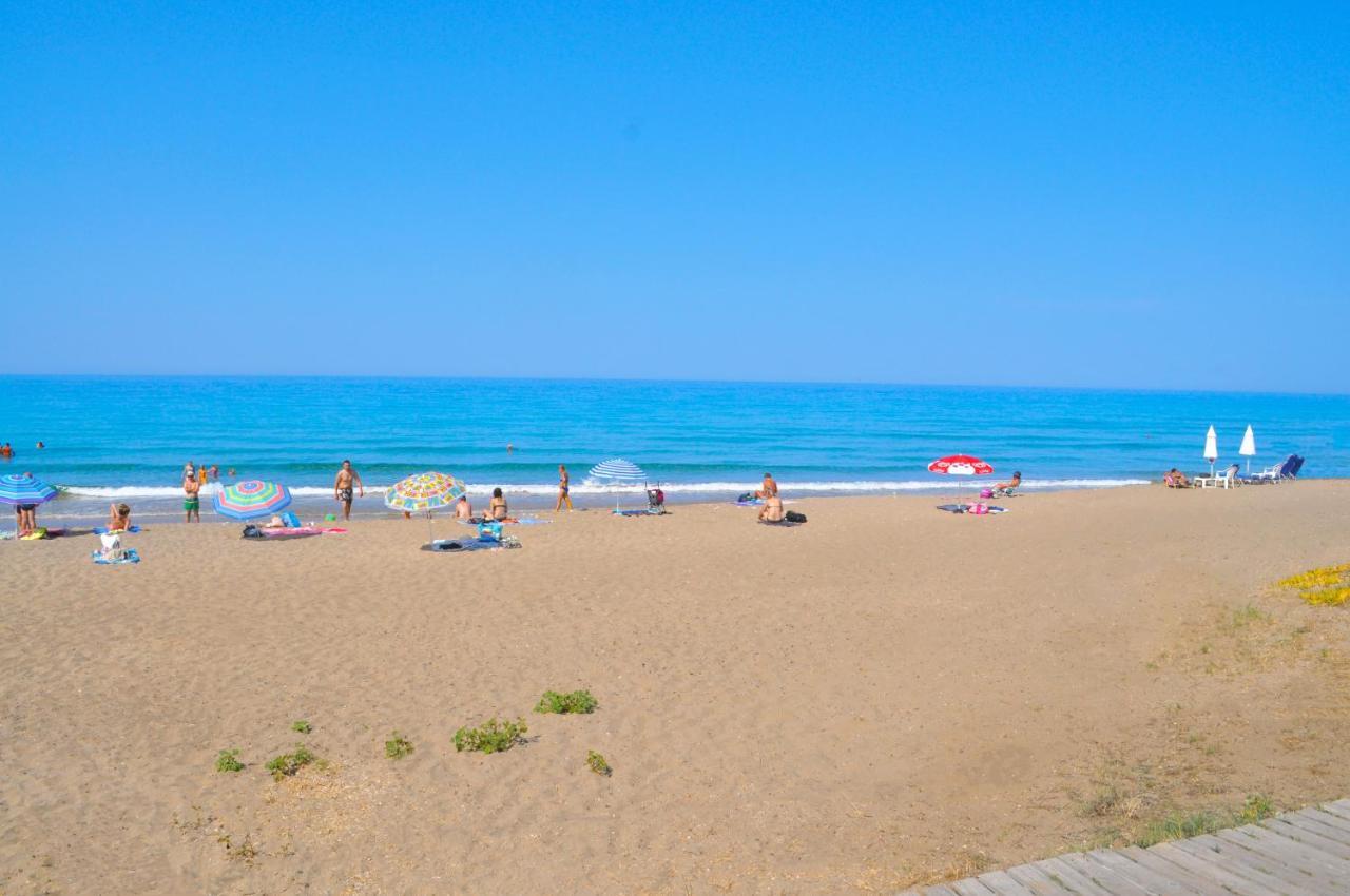 Natalia Apartment B With Panoramic Sea Views Of Agios Gordios Bay Eksteriør bilde