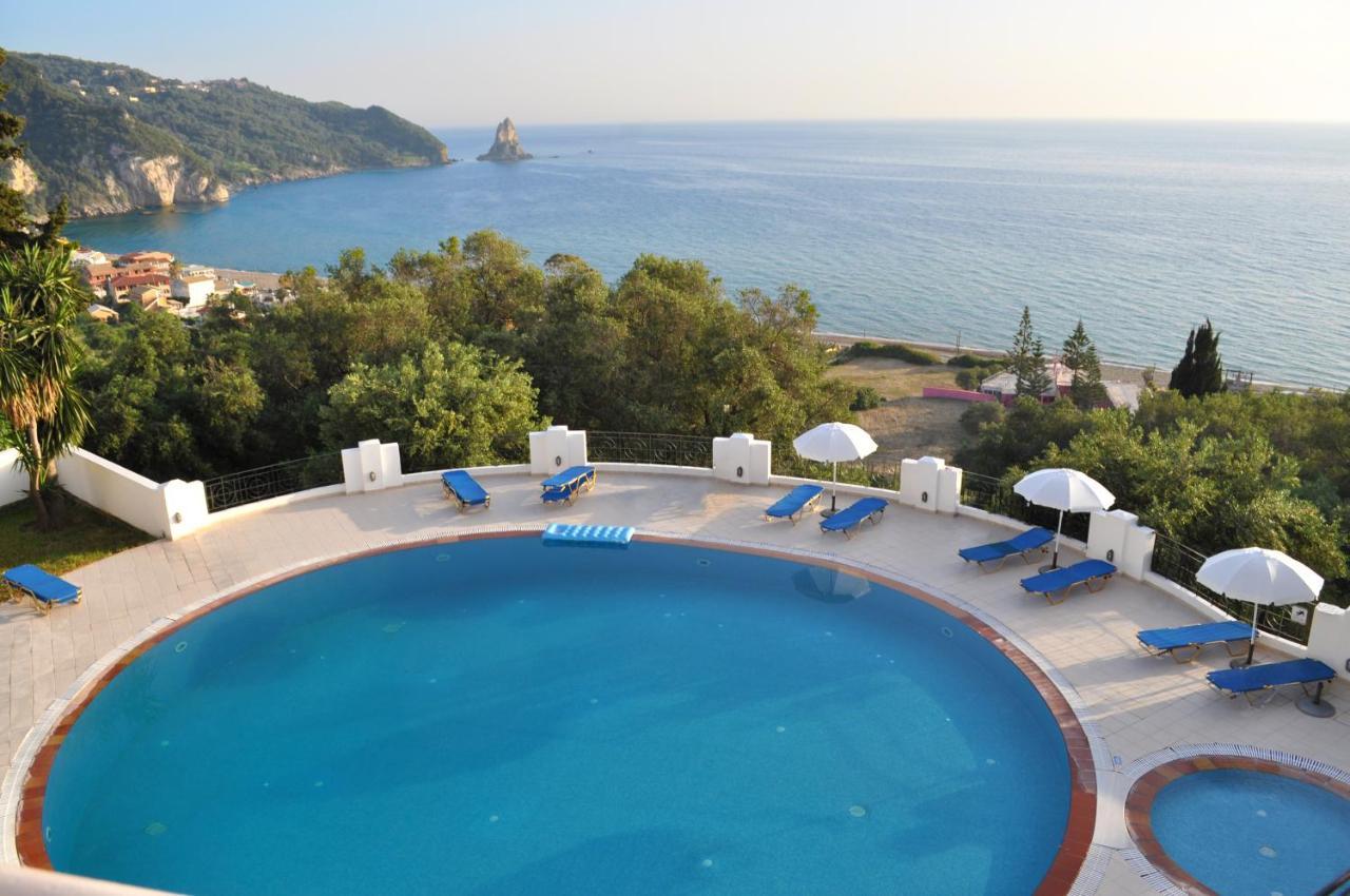 Natalia Apartment B With Panoramic Sea Views Of Agios Gordios Bay Eksteriør bilde