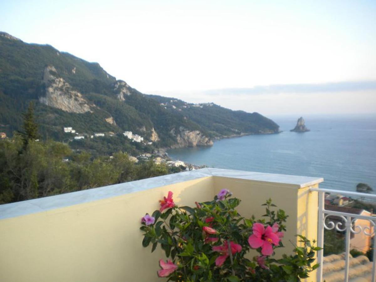 Natalia Apartment B With Panoramic Sea Views Of Agios Gordios Bay Eksteriør bilde