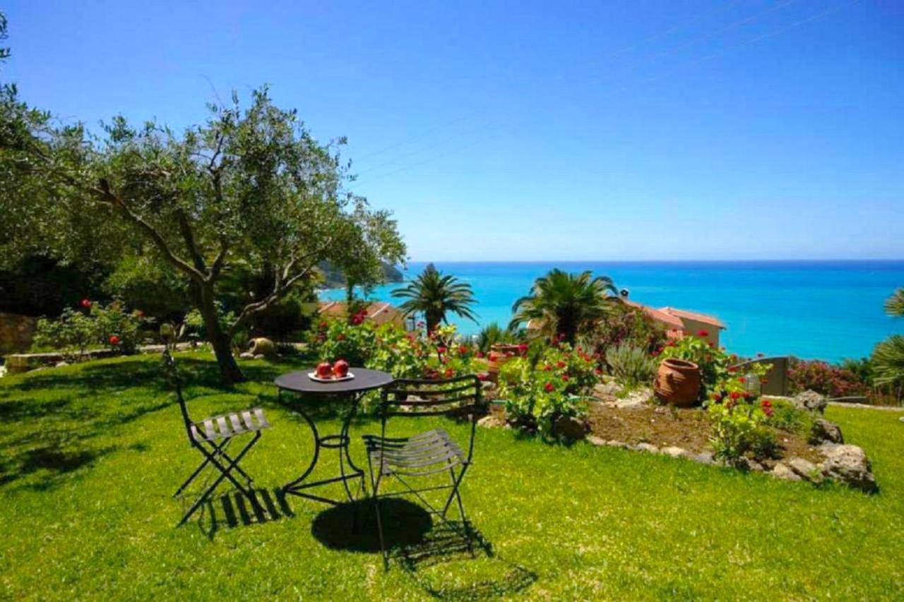 Natalia Apartment B With Panoramic Sea Views Of Agios Gordios Bay Eksteriør bilde