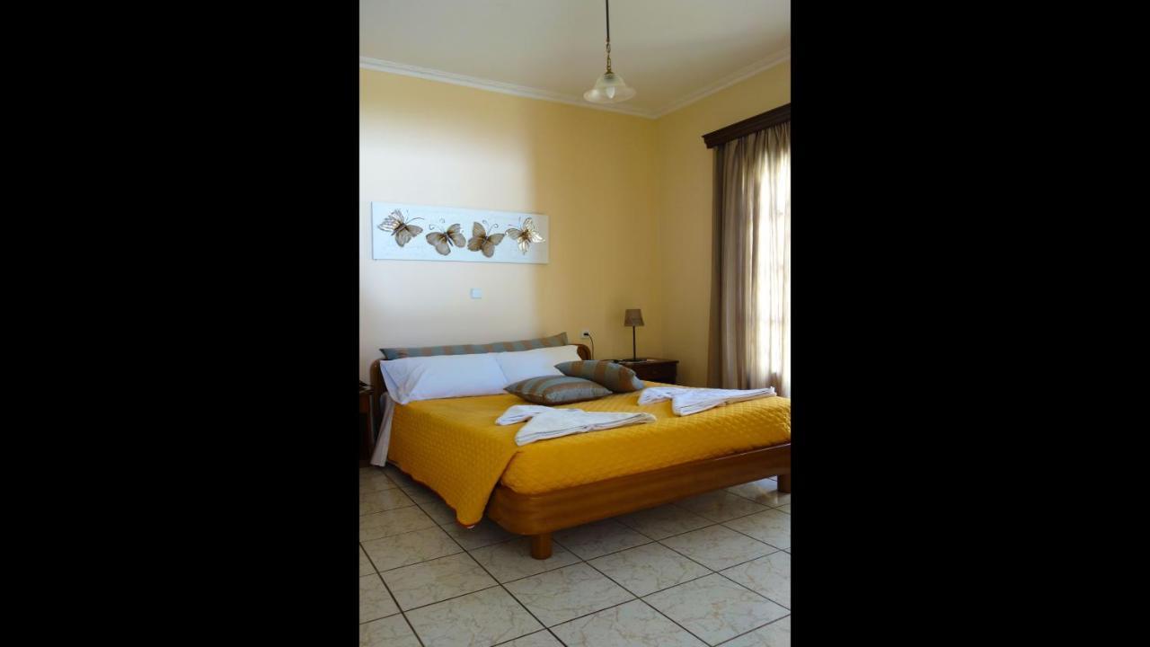 Natalia Apartment B With Panoramic Sea Views Of Agios Gordios Bay Eksteriør bilde