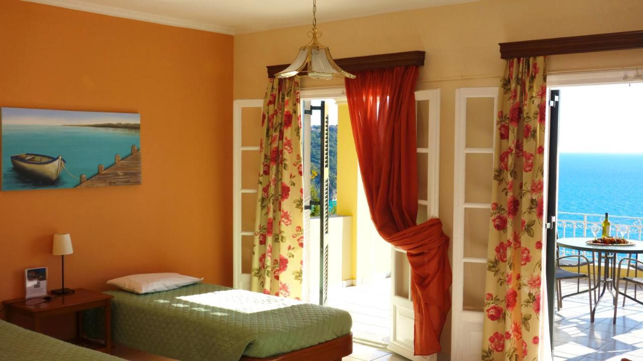 Natalia Apartment B With Panoramic Sea Views Of Agios Gordios Bay Eksteriør bilde
